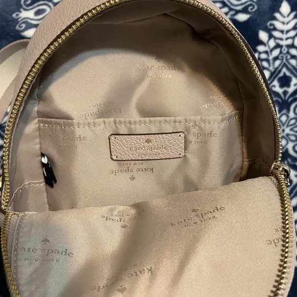 GREAT CONDITION Kate Spade Emma Sling Backpack in Cozy Grey - Pebbled Leather - Picture 6 of 17